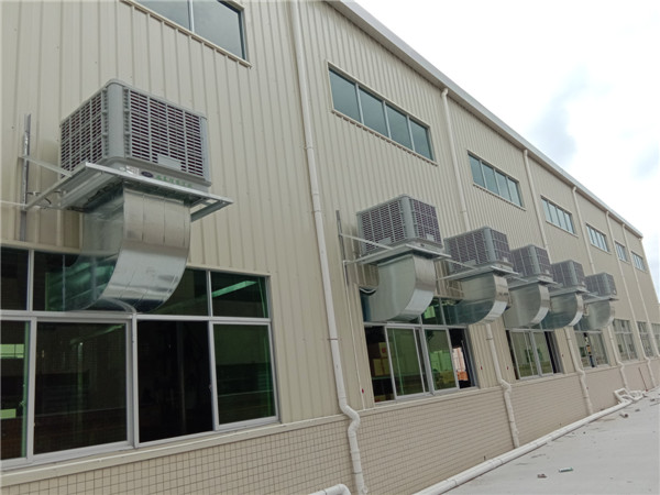 ���L�C���S�҈�r��