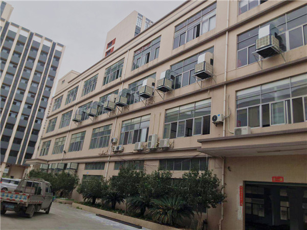 �h�����{�O��