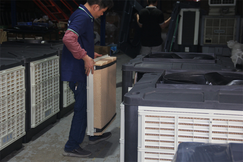 �h�����{���L�C���b